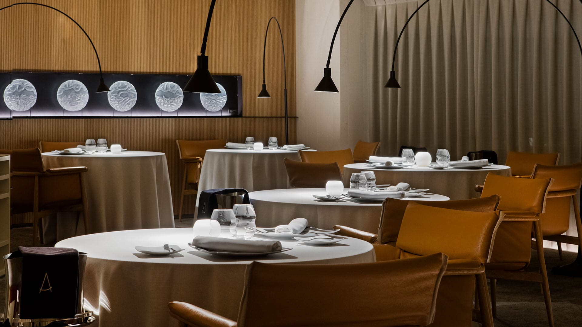 Restaurante Angle  Hotel Cram