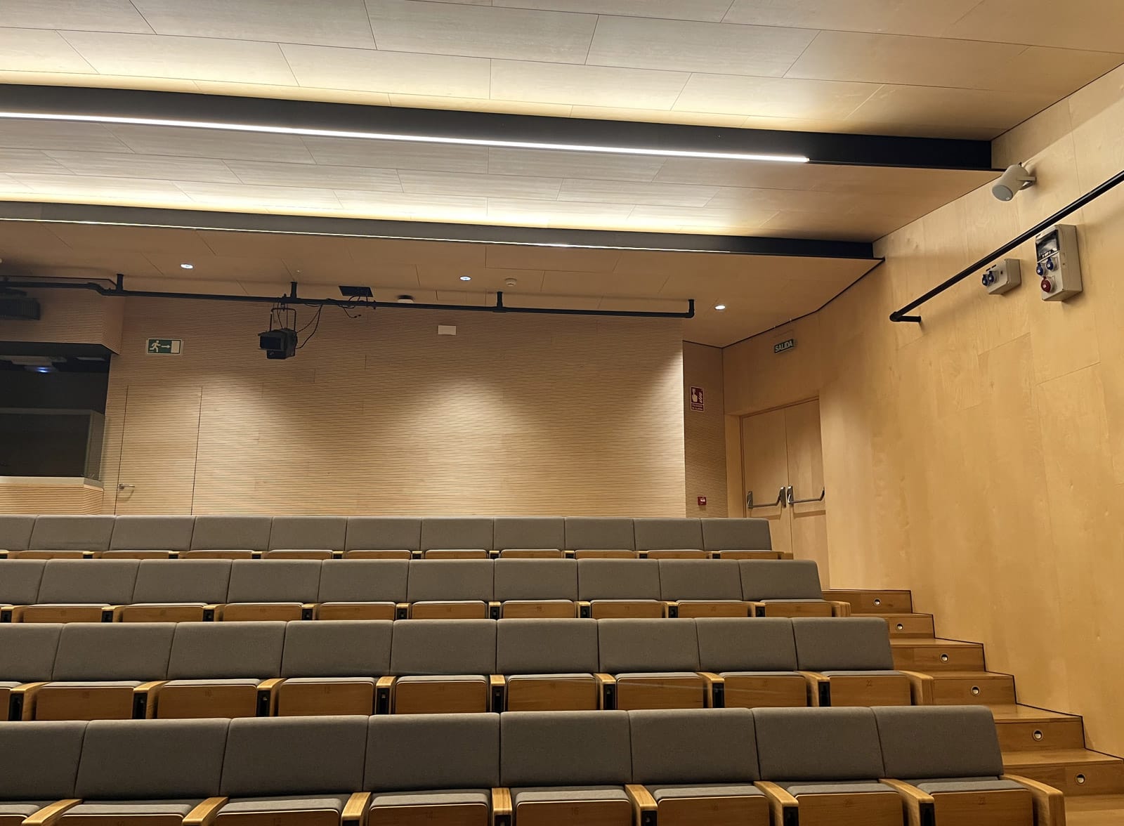 auditorioadeje04.jpg